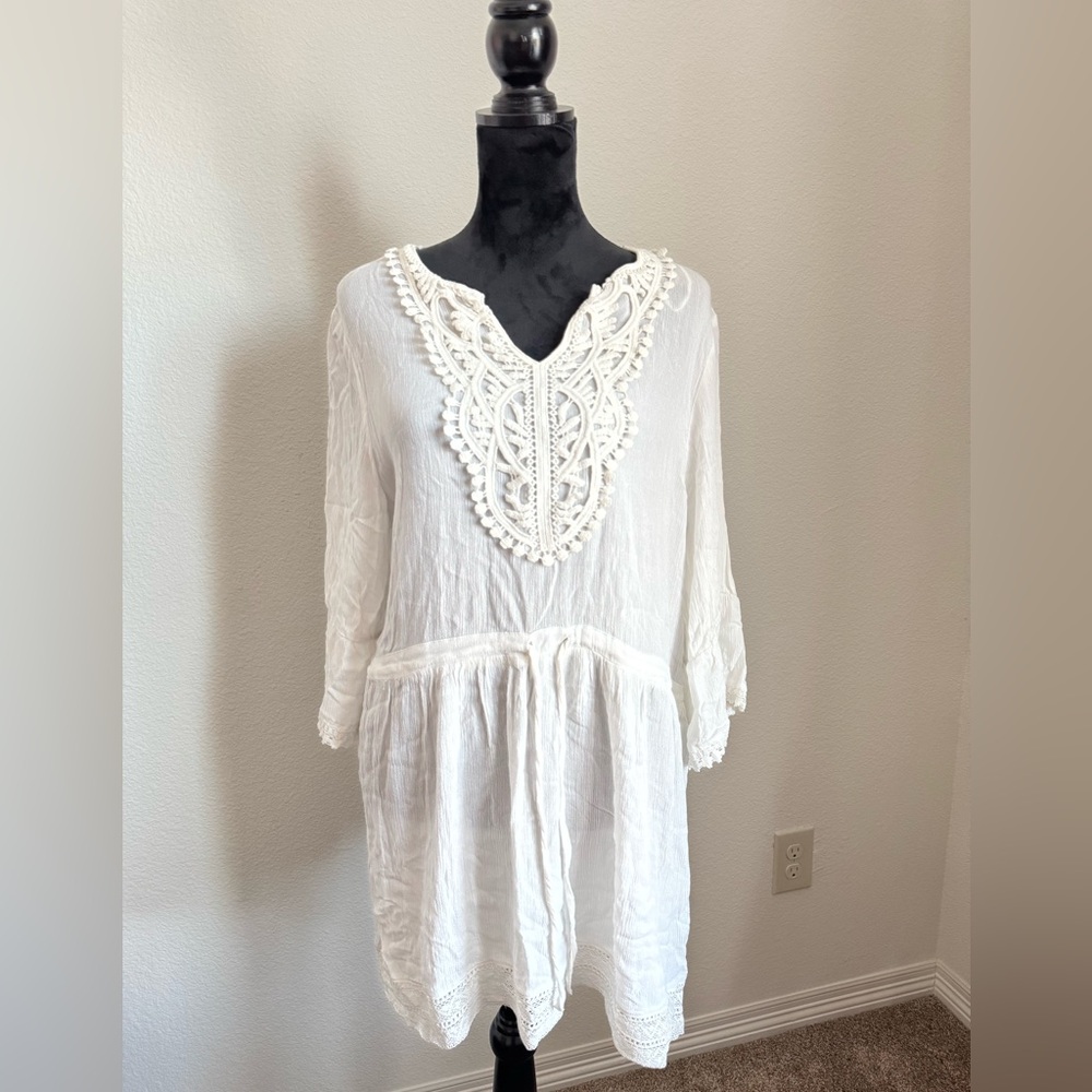 Elegant White Lace Trim Dress